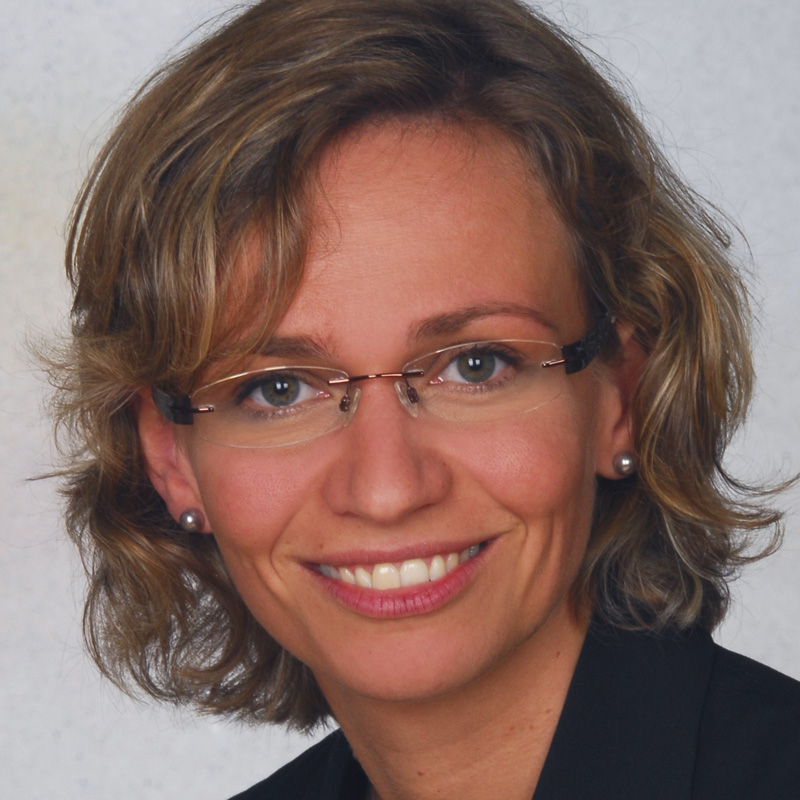  Angela Hermes